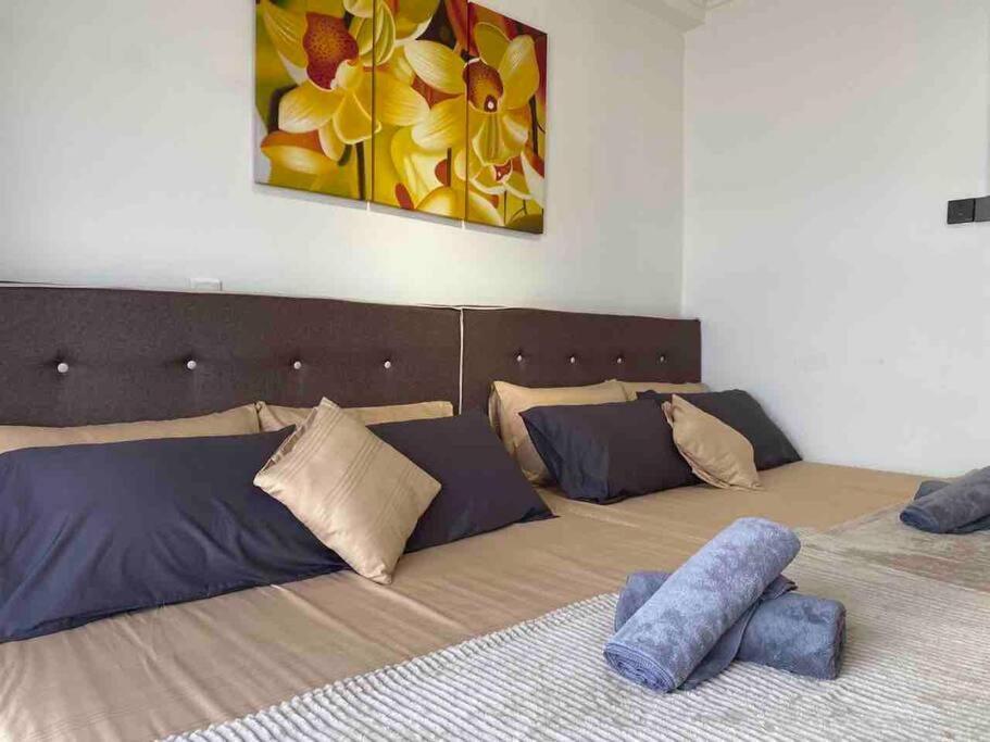 2 Bedroom Apartment Next To Historical Spots Malacca Екстер'єр фото