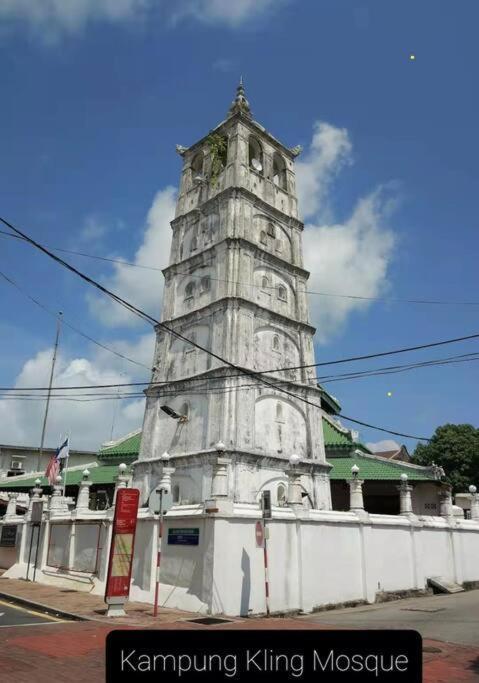 2 Bedroom Apartment Next To Historical Spots Malacca Екстер'єр фото